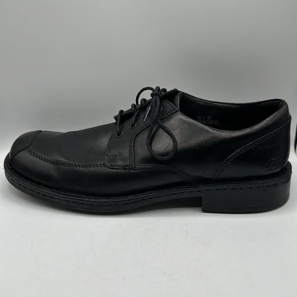 Born men's black dress or casual shoes, size 11 - Picture 4 of 8